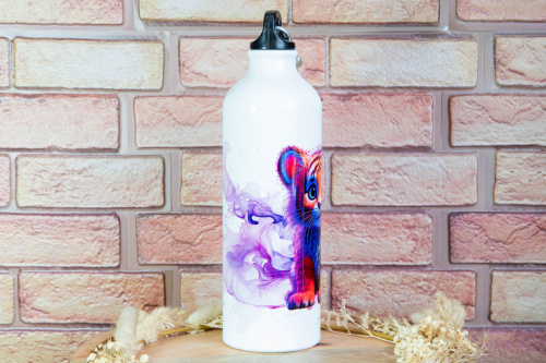 Lehká hliníková láhev 750 ml s vlastním originálním potiskem. Sublimační technologie zaručuje živé barvy. Ideální na cesty, výlety i jako osobní dárek (2)