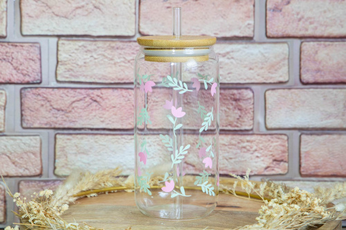  Originální sklenice na nápoje s vinylovým polepem ve vlastním designu KudrnkaART. Objem 500 ml (2)