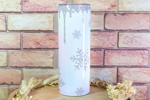 Stylový termo kelímek KudrnkaART s třpytivým zimním motivem – pro horkou kávu i ledové drinky. Design, co má duši, a funkčnost, co vydrží (3)