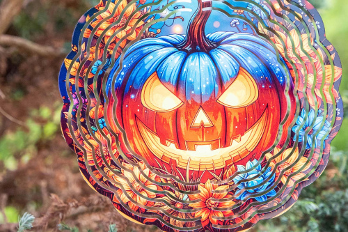  Elegantní 3D větrný spinner s motivem halloweenské dýně. Odolný, otočný závěs pro zahradu i interiér. Krásná dekorace a skvělý tip na originální dárek (2)