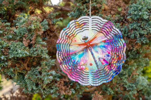  Vneste do své zahrady nebo interiéru hravý pohyb a oslnivý vizuální efekt. Tento větrný spinner kombinuje moderní design, precizní zpracování a vysokou odolnost (4)