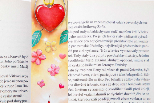  Knižní záložky KudrnkaART spojují styl, praktičnost a estetickou hodnotu. Záložky jsou vyrobené z laminovaného papíru a zdobené sublimačním potiskem (3)
