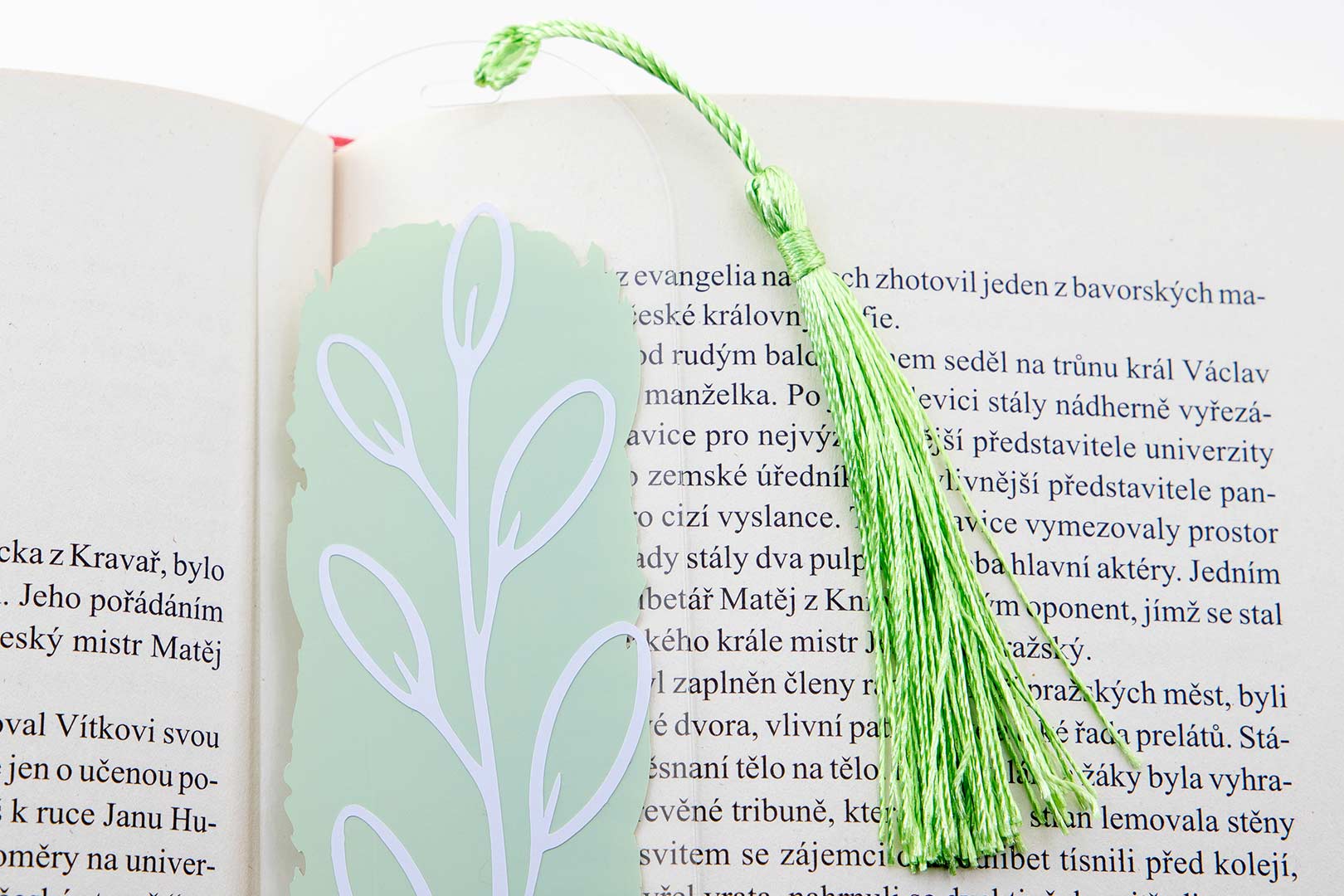 zalozka-do-knihy-vinyl-polep-kvetiny-svetle-zelena-2