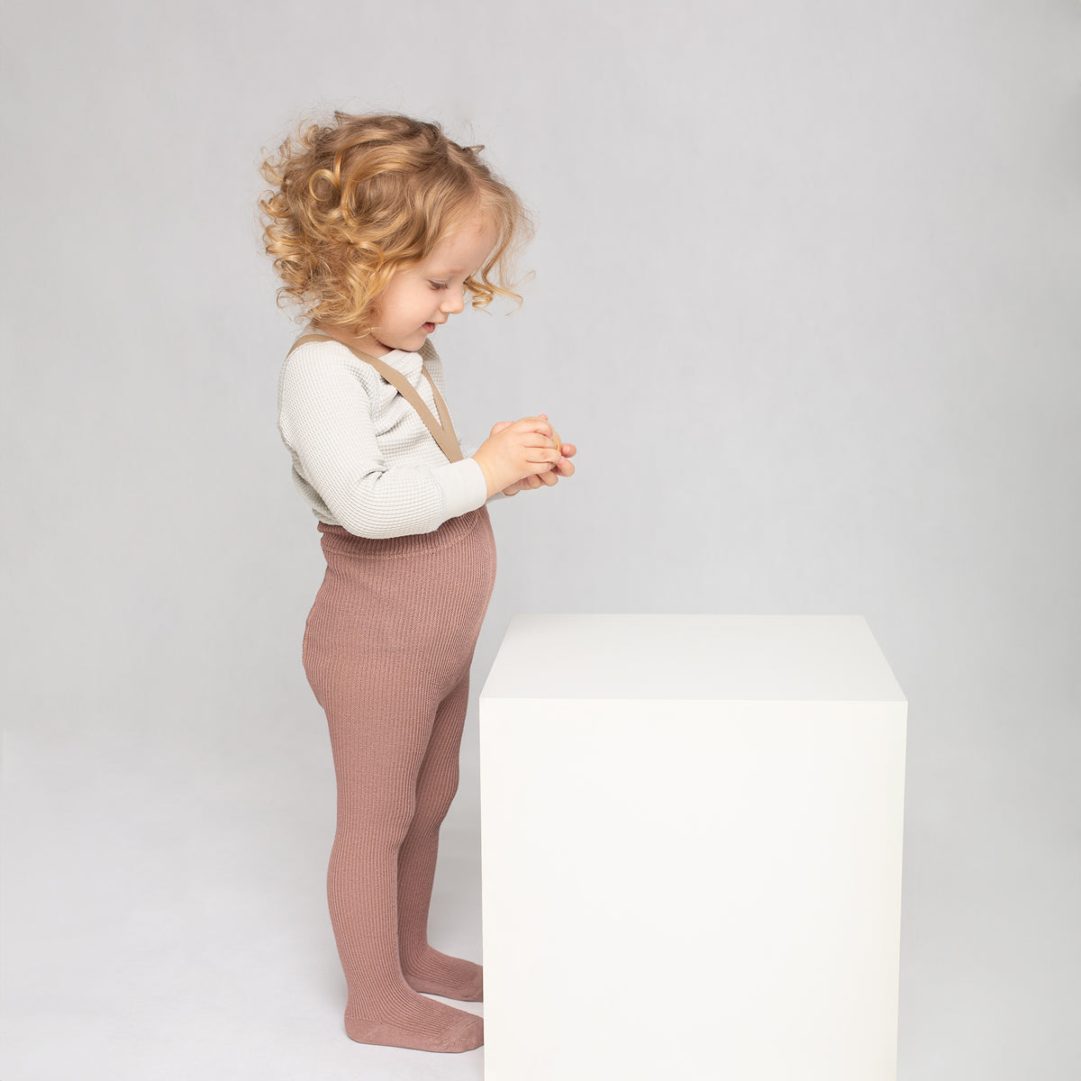 Detské pančuchy na traky staroružová Veľkosť: 2-4 r (98-104)