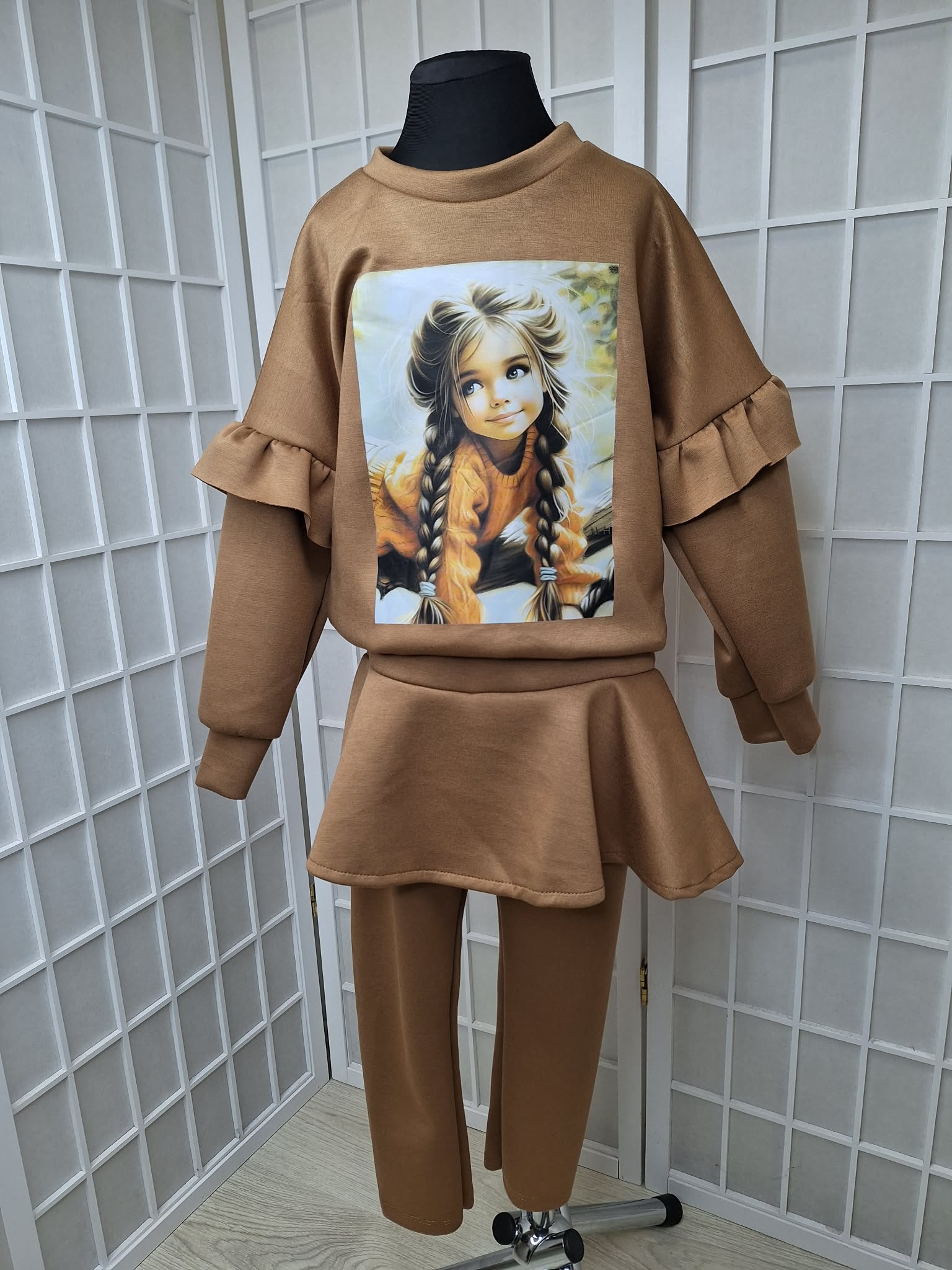 Dievčenská súprava zlato hnedá Veľkosť: 104/110