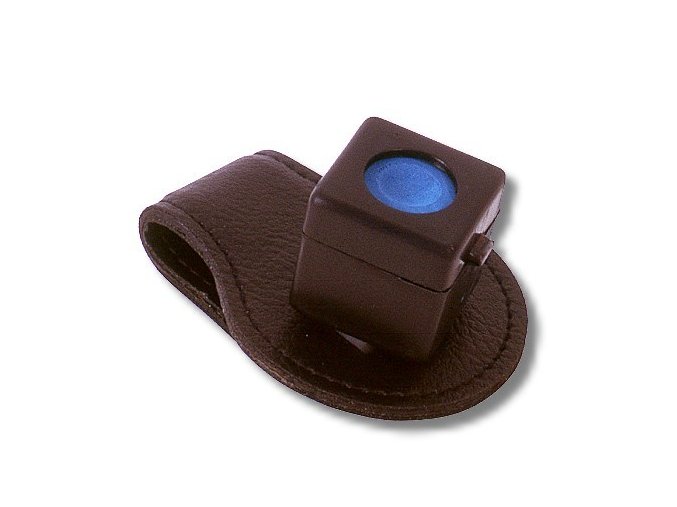 Držák kulečníkové křídy s magnetickým klipem