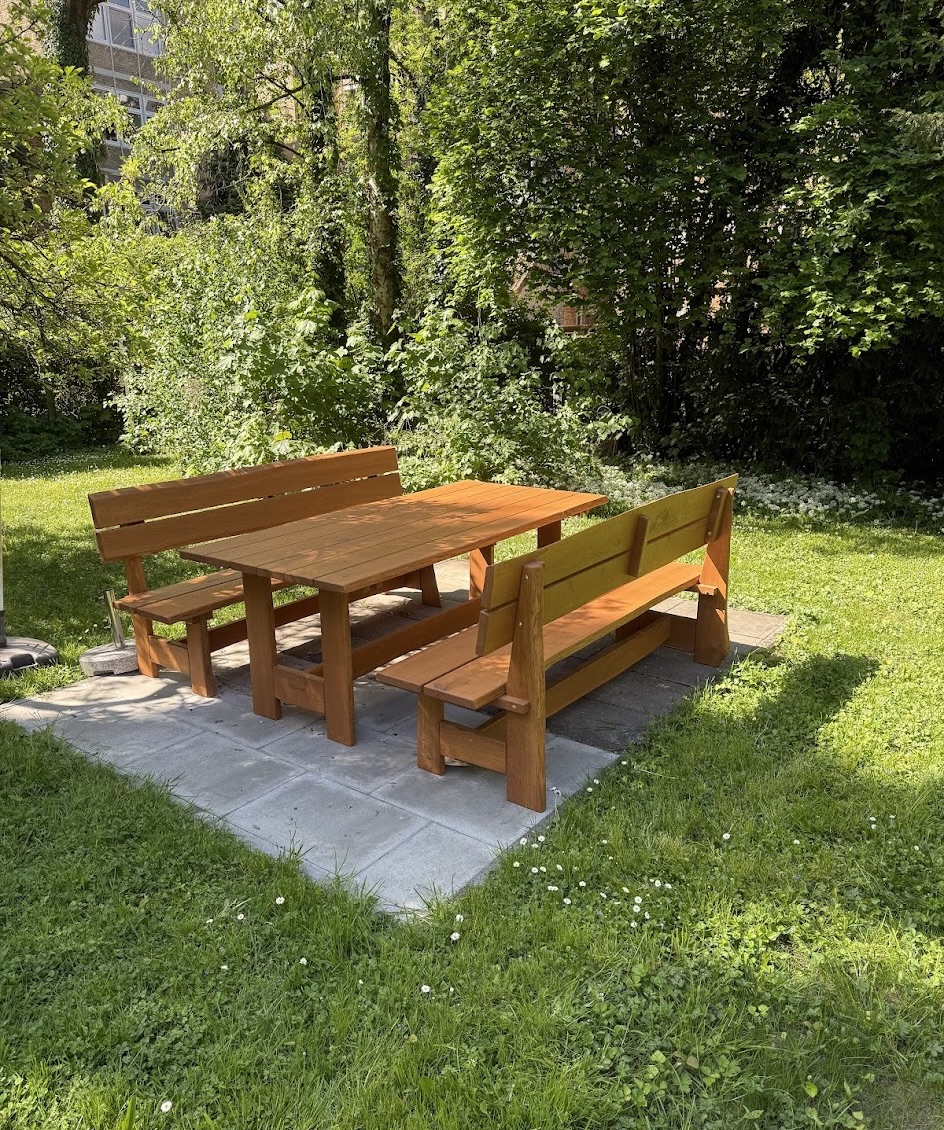 Rustikale Gartenmöbel für einen Kunden aus Stuttgart