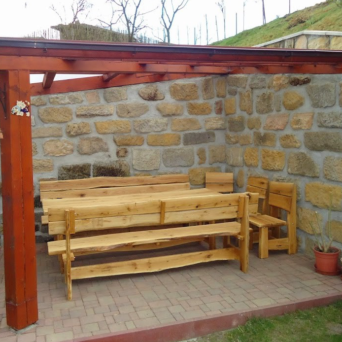 Rustikální zahradní nábytek z masivu - Liberec