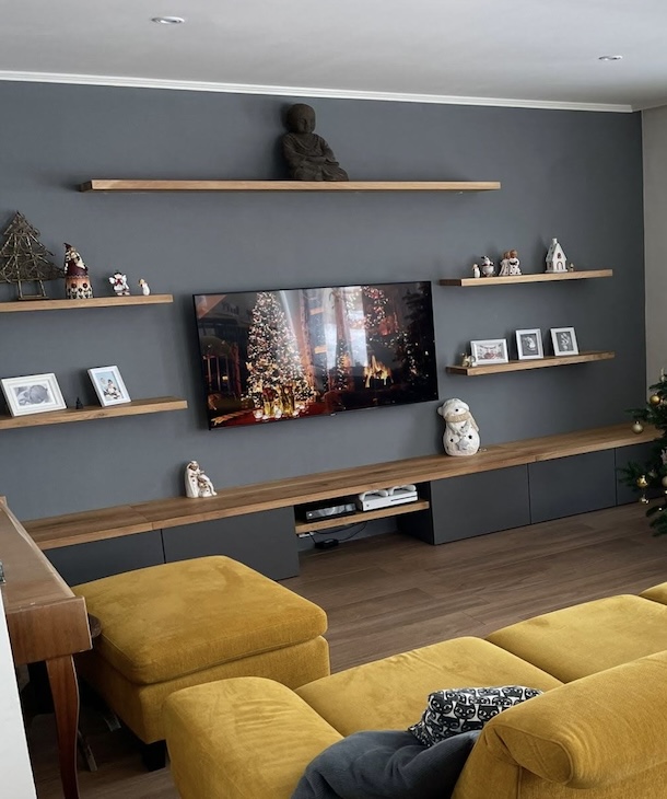 Police s rovnou hranou