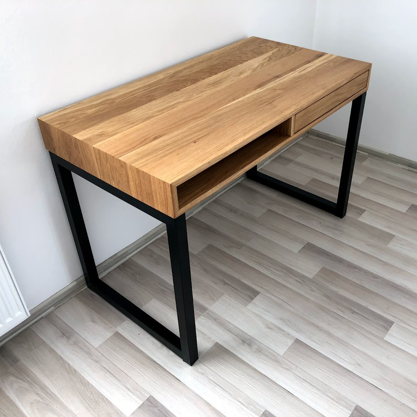 Designový PC stůl s přihrádkou a mechanickým šuplíkem