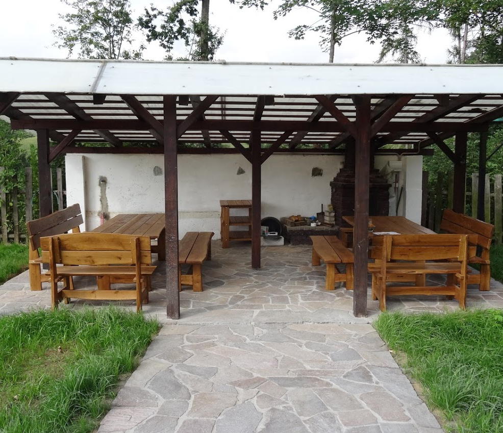 Rustikální sestava s vyfrézovaným jménem - Brno