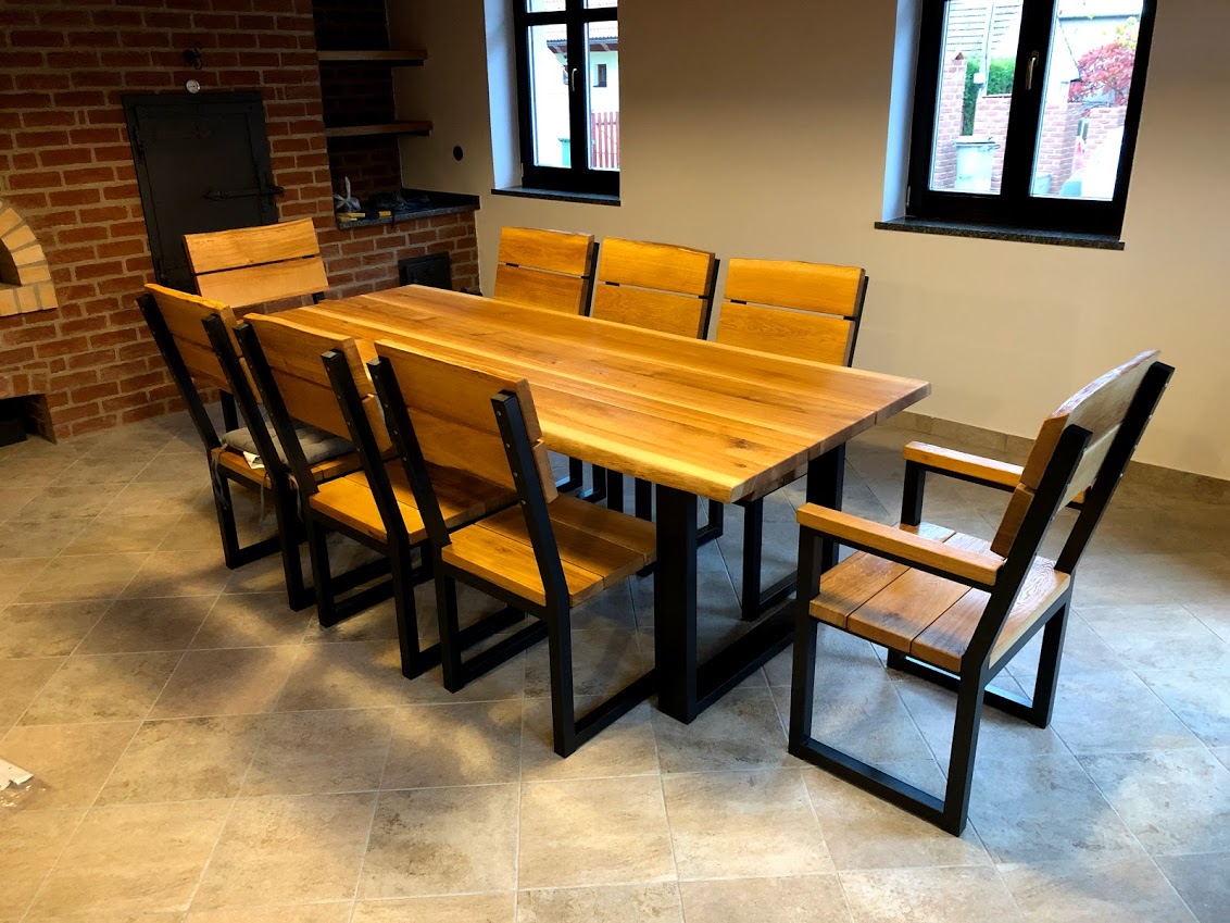 Realizace dubového vybavení ve vinném sklípku