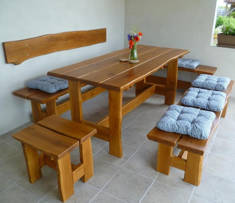 Rustikální sestava v nové pergole - Plzeň