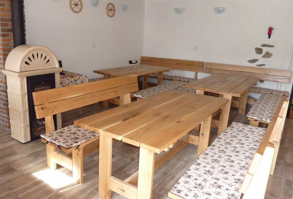 Nábytek do vinného sklepa - Znojmo