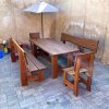 Zahradní dubová sestava stůl, 2x lavice s opěradlem, 2x židle (rustikální provedení
