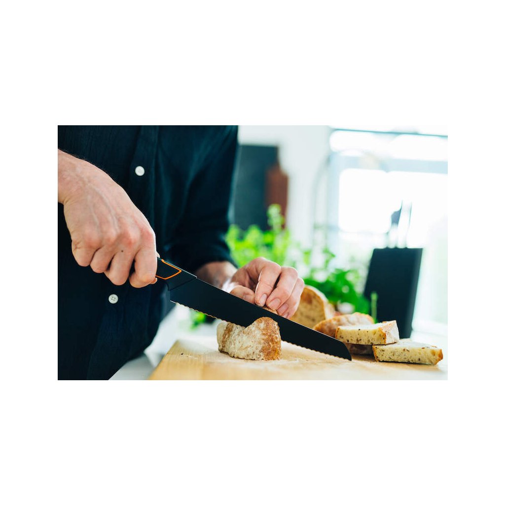 Brotmesser EDGE 23 cm, Fiskars
