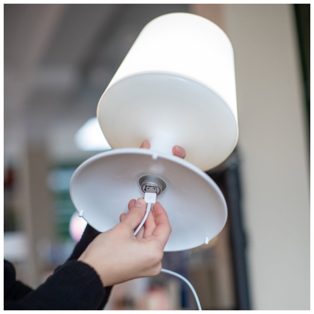 Portable Tischleuchte LIGHT TO GO, dunkelgrau, Koziol