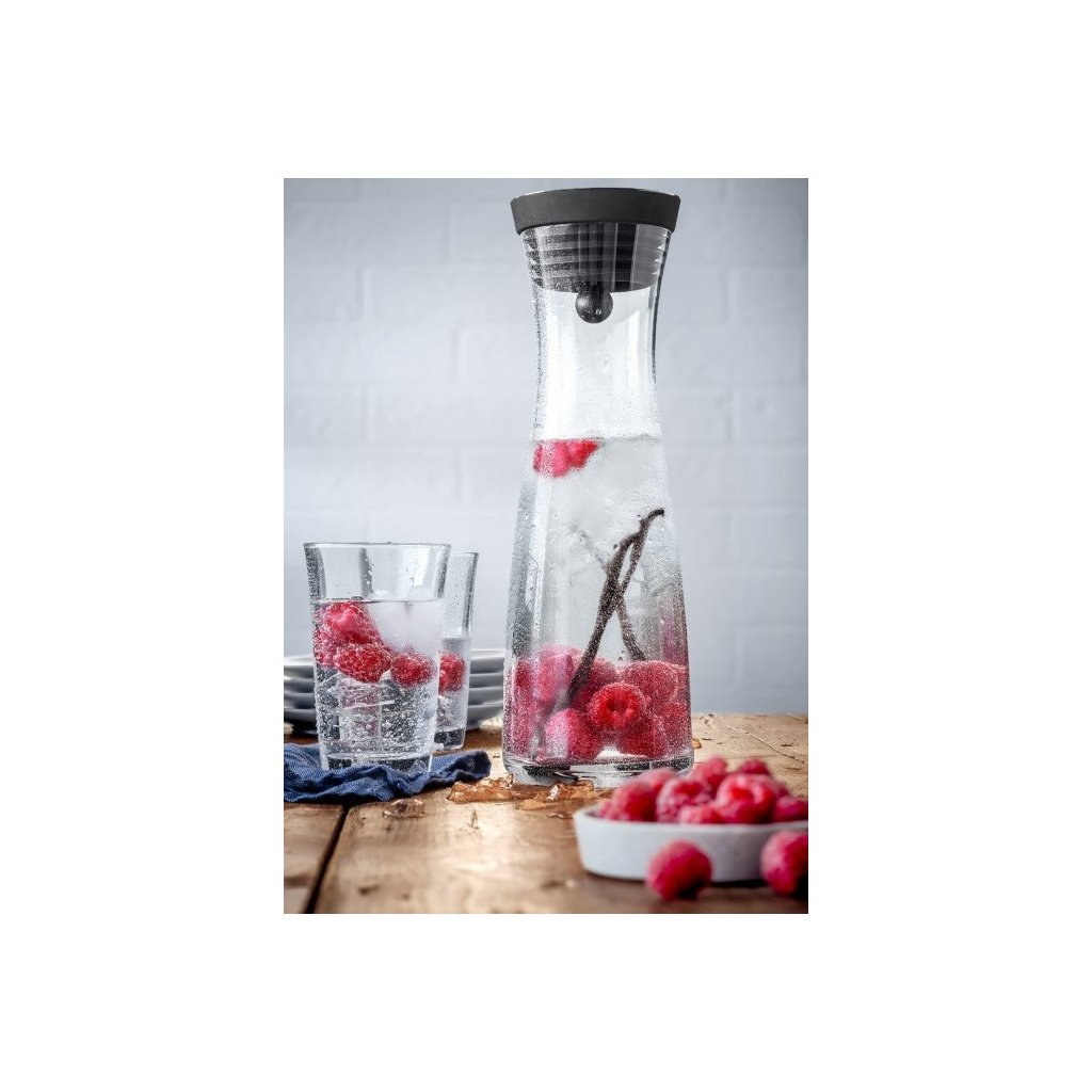 Wasserkaraffe BASIC 1,0 l mit zwei Wassergläsern, WMF