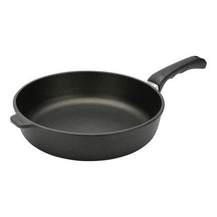 Pfanne aus Titan auf sauté O 28 cm Titan Nowo WOLL