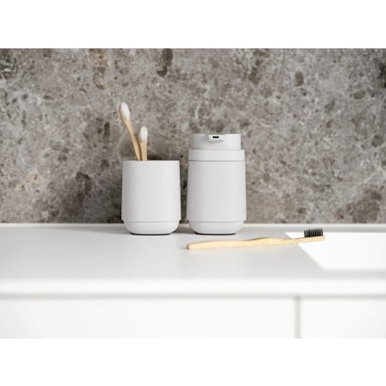 Seifenspender TIME 220 ml, hellgrau, Beton, Zone Denmark