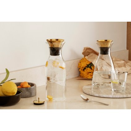 Wasserkaraffe 1 l, Messingdeckel, Glas, Eva Solo