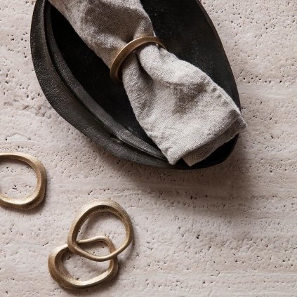 Serviettenring FLOW 7 cm, set à 4 st, messing, Ferm LIVING