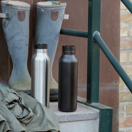 Isolierflasche URBAN 700 ml, schwarz, edelstahl, Eva Solo