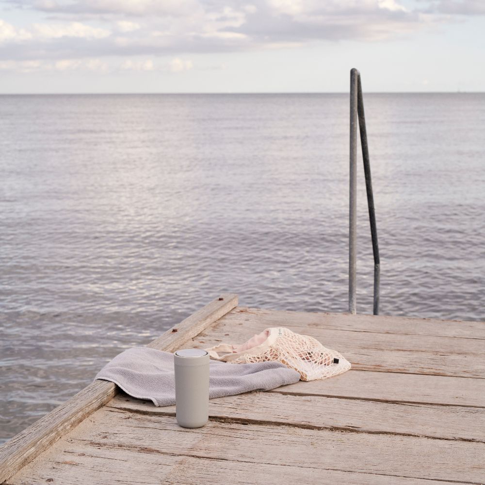 Thermobecher TO GO CLICK 400 ml, hellgrau, Stelton