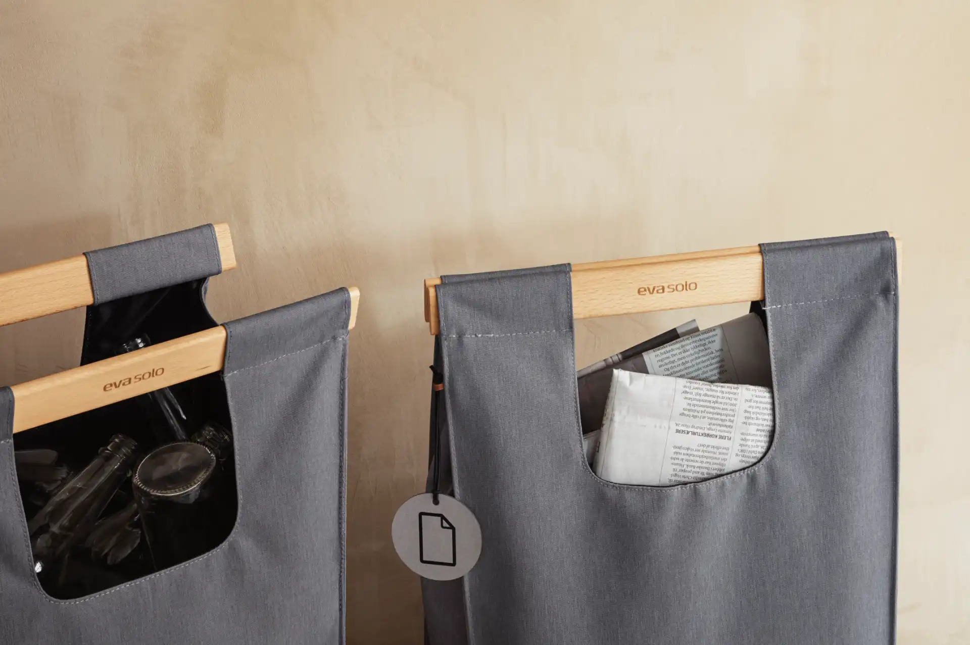 Mülltrennungstasche 28 l, dunkelgrau, Polyester, Eva Solo