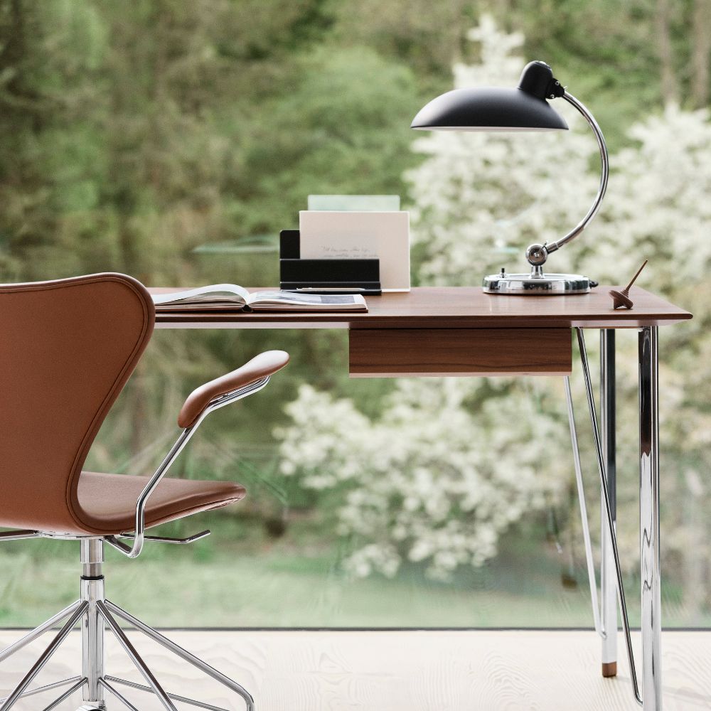 Schreibtisch-Organizer WAVE 18 cm, schwarz, Metall/Leder, Fritz Hansen