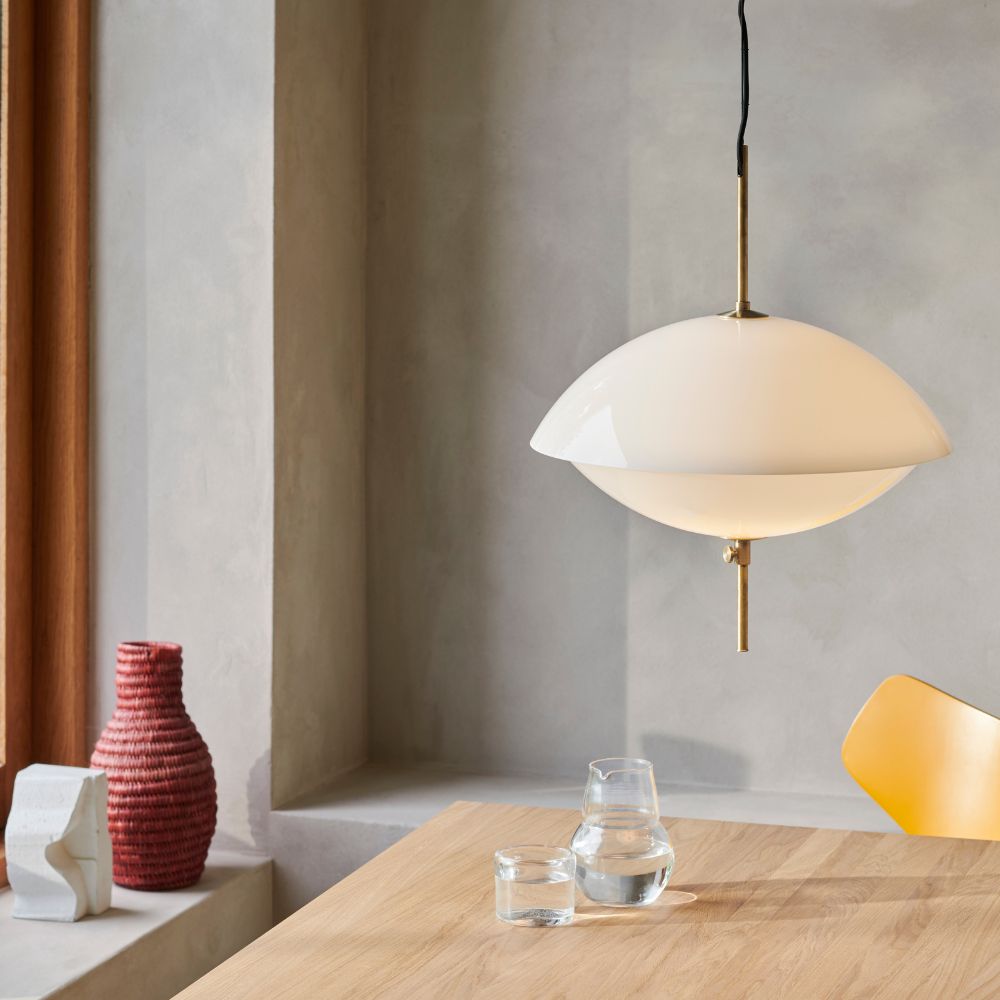 Hängelampe CLAM 44 cm, Weiß/Messing, Fritz Hansen