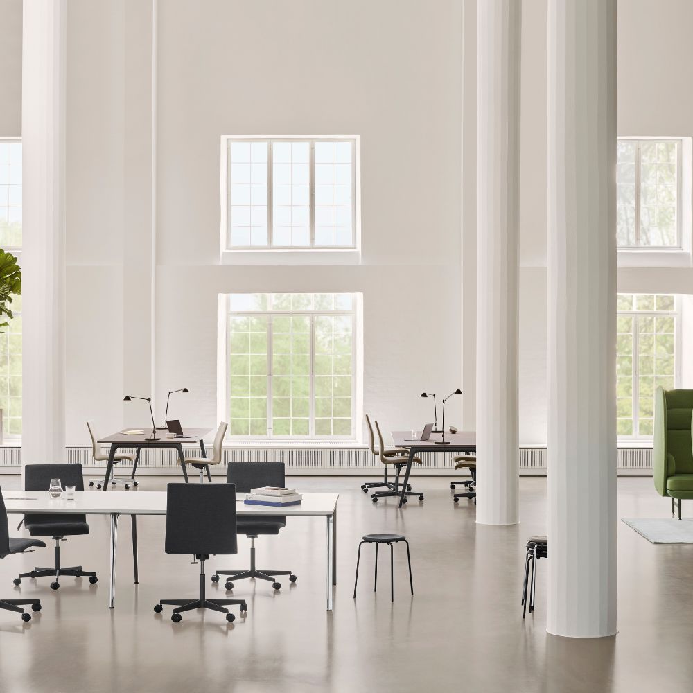 Tischlampe AQ01 45 cm, schwarz, Fritz Hansen