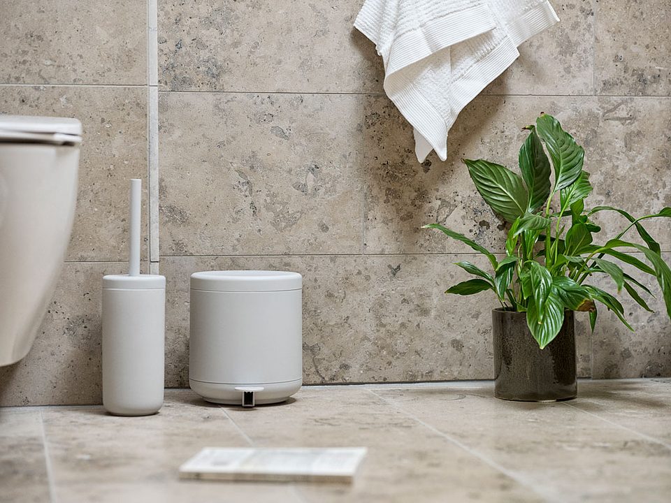 WC Bürstengarnitur UME 39 cm, hellgrau, Keramik, Zone Dänemark