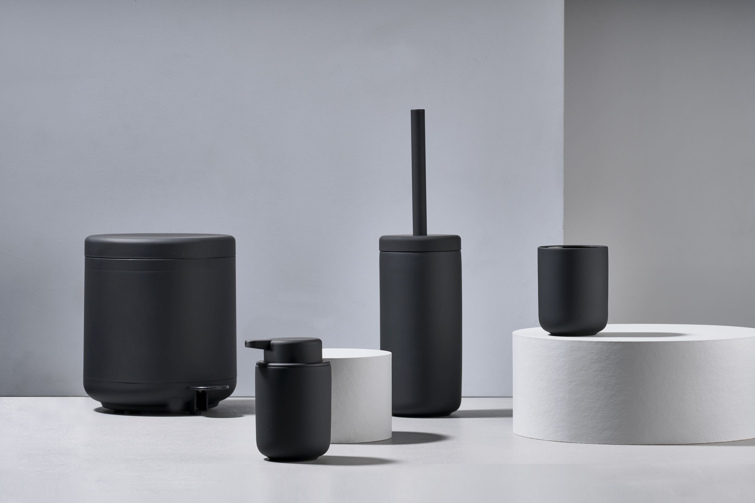 Badezimmer Mülleimer UME 4 l, schwarz, Kunststoff, Zone Dänemark