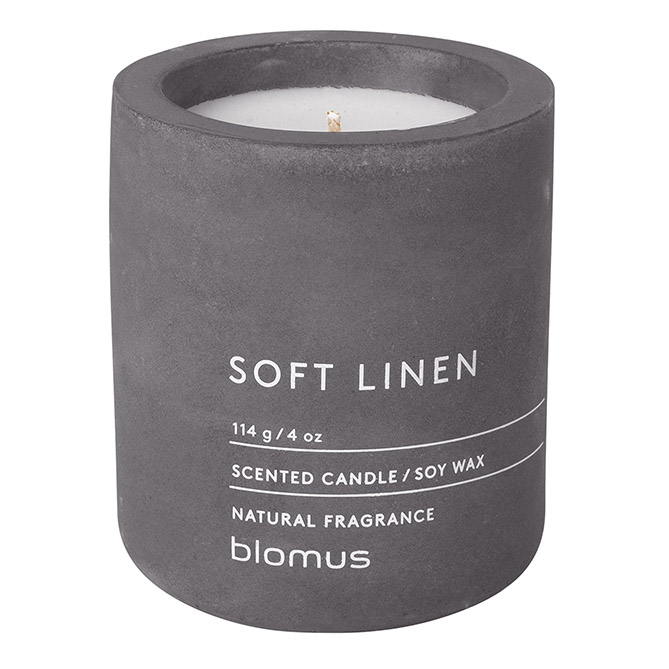 Duftkerze FRAGRA ⌀ 6,5 cm, Soft Linen, Blomus