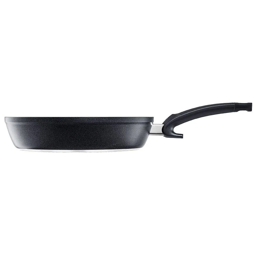 212761 8 univerzalni panev adamant comfort 32 cm cerna hlinik fissler