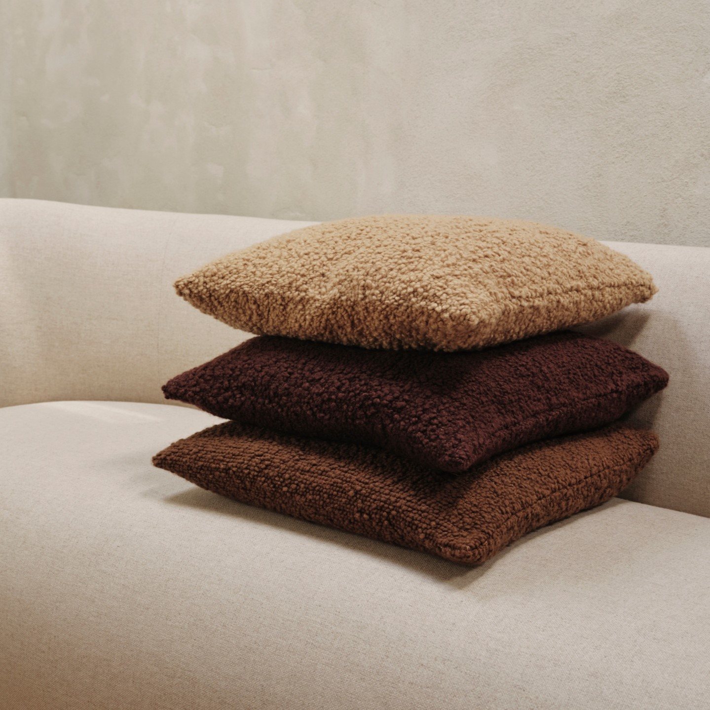 Deko Kissen MOOR 50 x 50 cm, leicht braun, welle, fest LIVING
