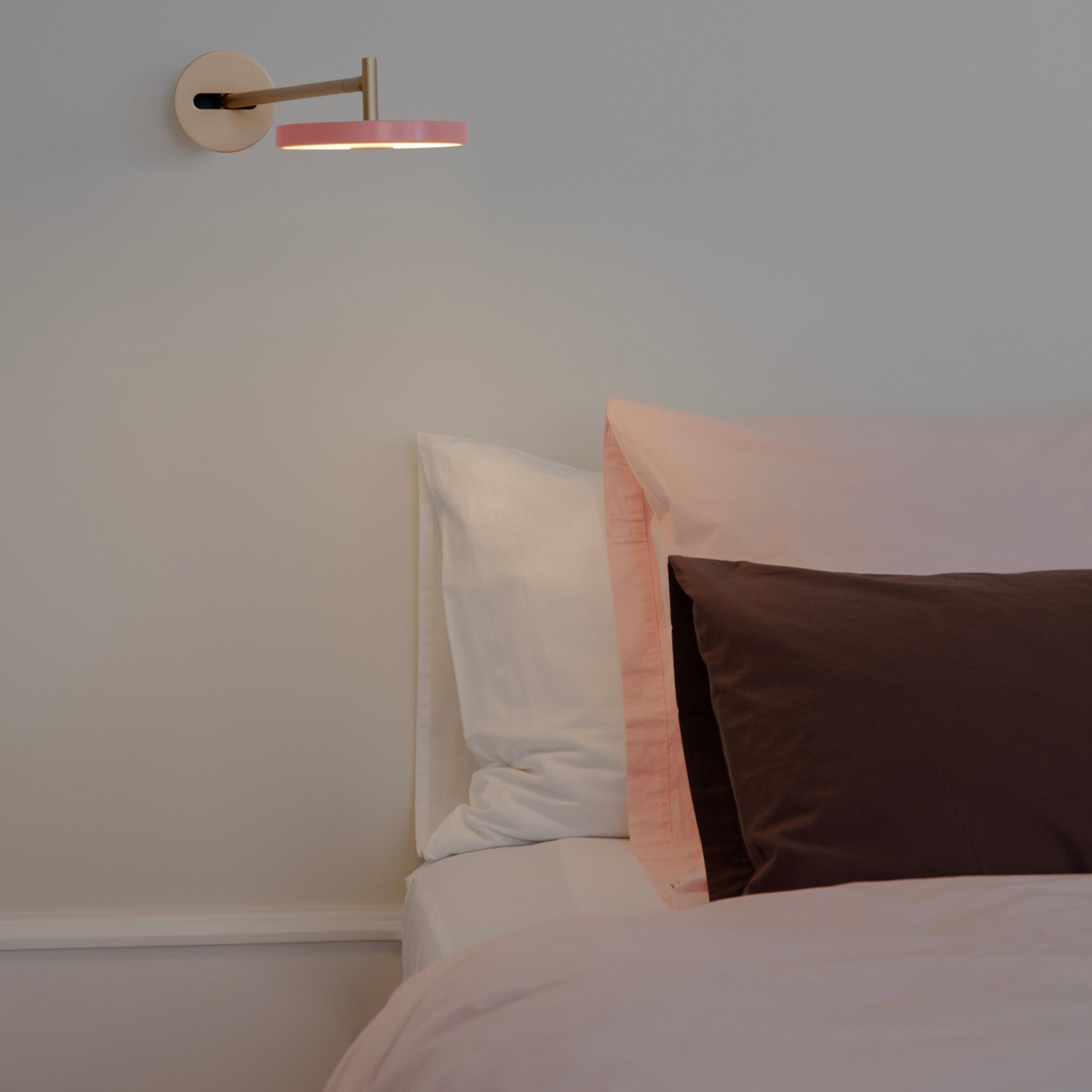 Wandlampe ASTERIA 15 cm, rosa, aluminium, Umage
