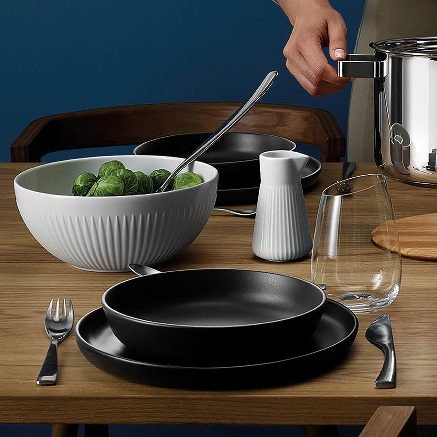 Teller tief NORDIC KITCHEN 20 cm, schwarz, Steinzeug, Eva Solo