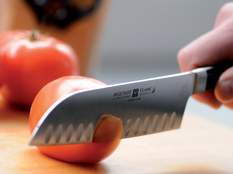 Santokumesser 17 cm, mit ovalen Rillen, Classic, Wüsthof