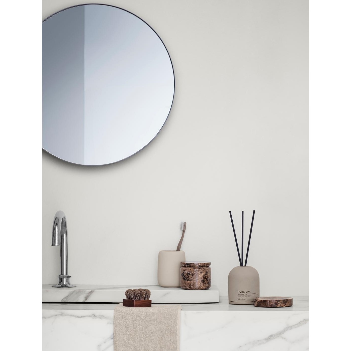 Wandspiegel RAND 80 cm, hellbraun, Blomus
