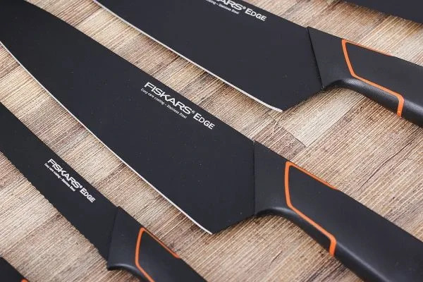 Brotmesser EDGE 23 cm, Fiskars