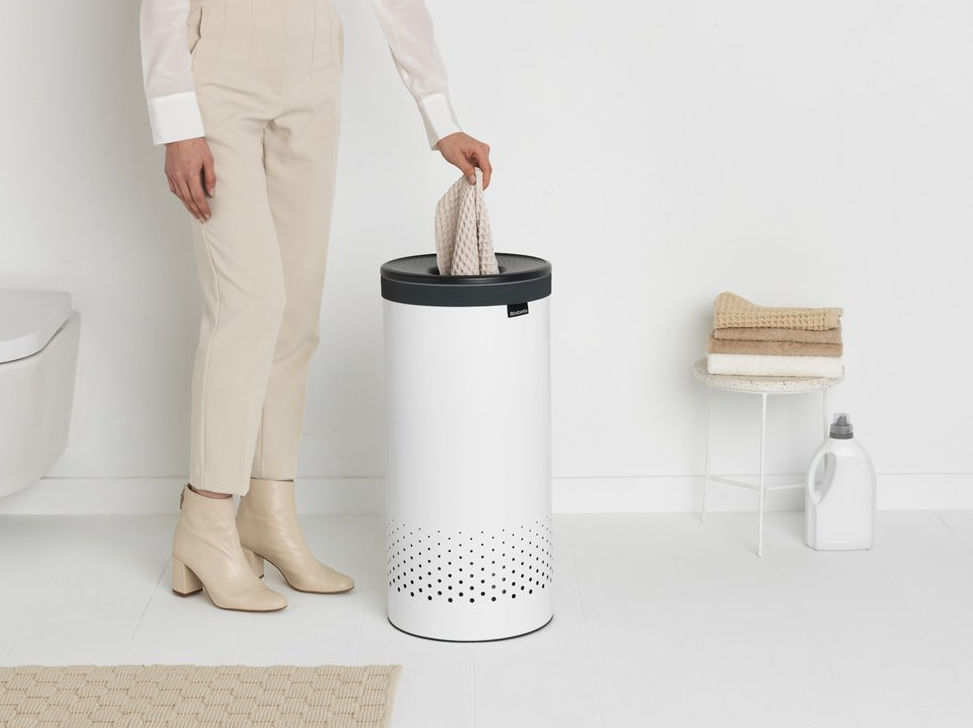 Wäschekorb 35 l, mit Kunststoffdeckel, weiß, Brabantia