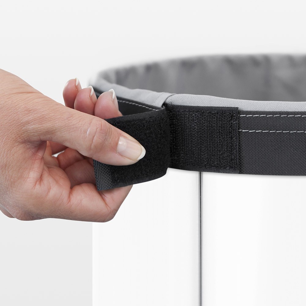 Wäschekorb 35 l, mit Kunststoffdeckel, weiß, Brabantia