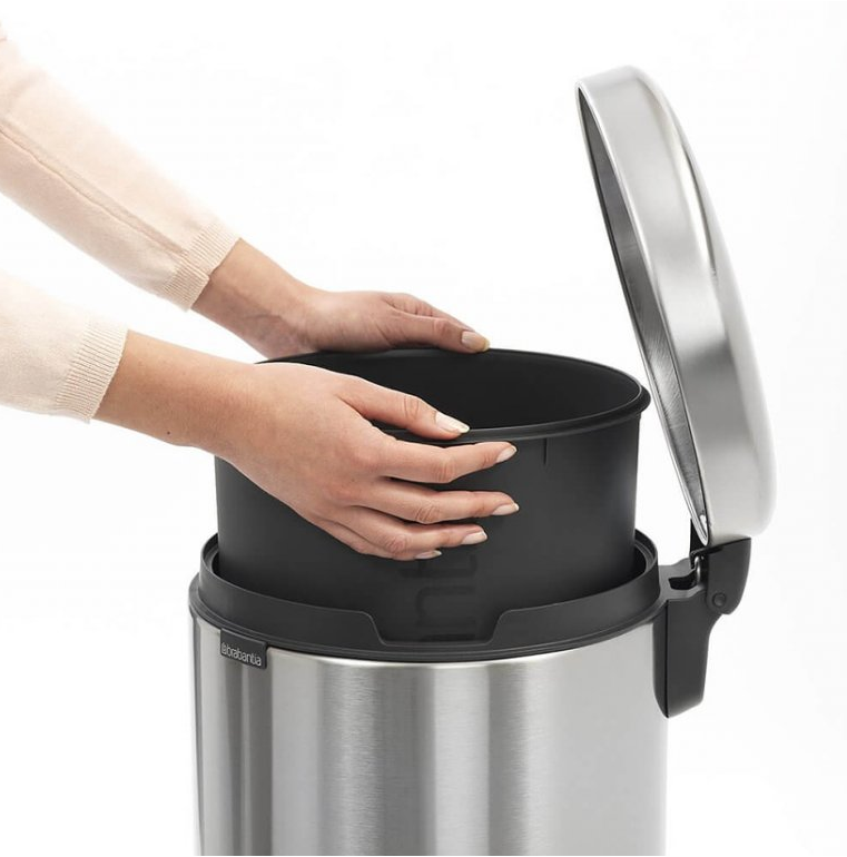 Treteimer NEWICON 30 l, Fingerprint Proof, Stahl matt, Brabantia