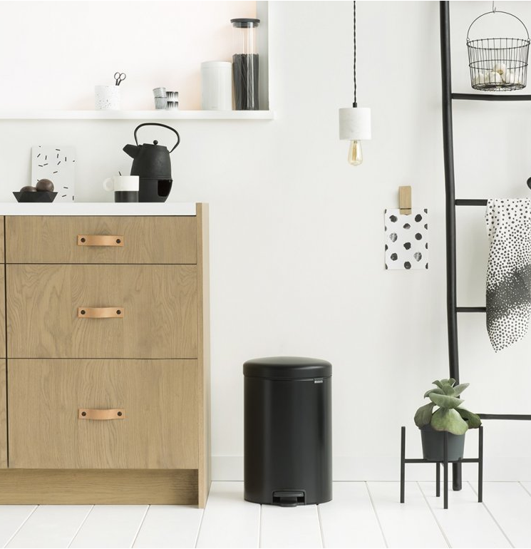 Treteimer NEWICON 20 l, mattschwarz, Brabantia