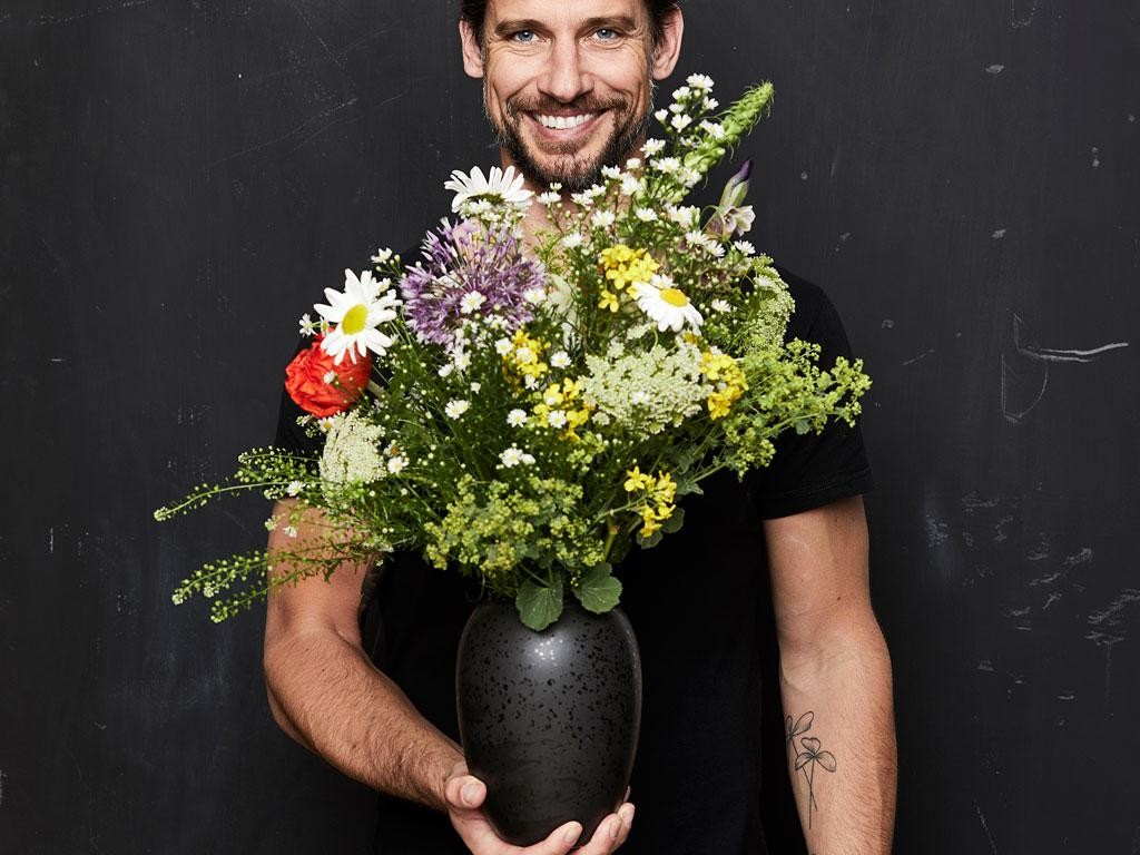Vase 20 cm, schwarz, Steinzeug, Bitz
