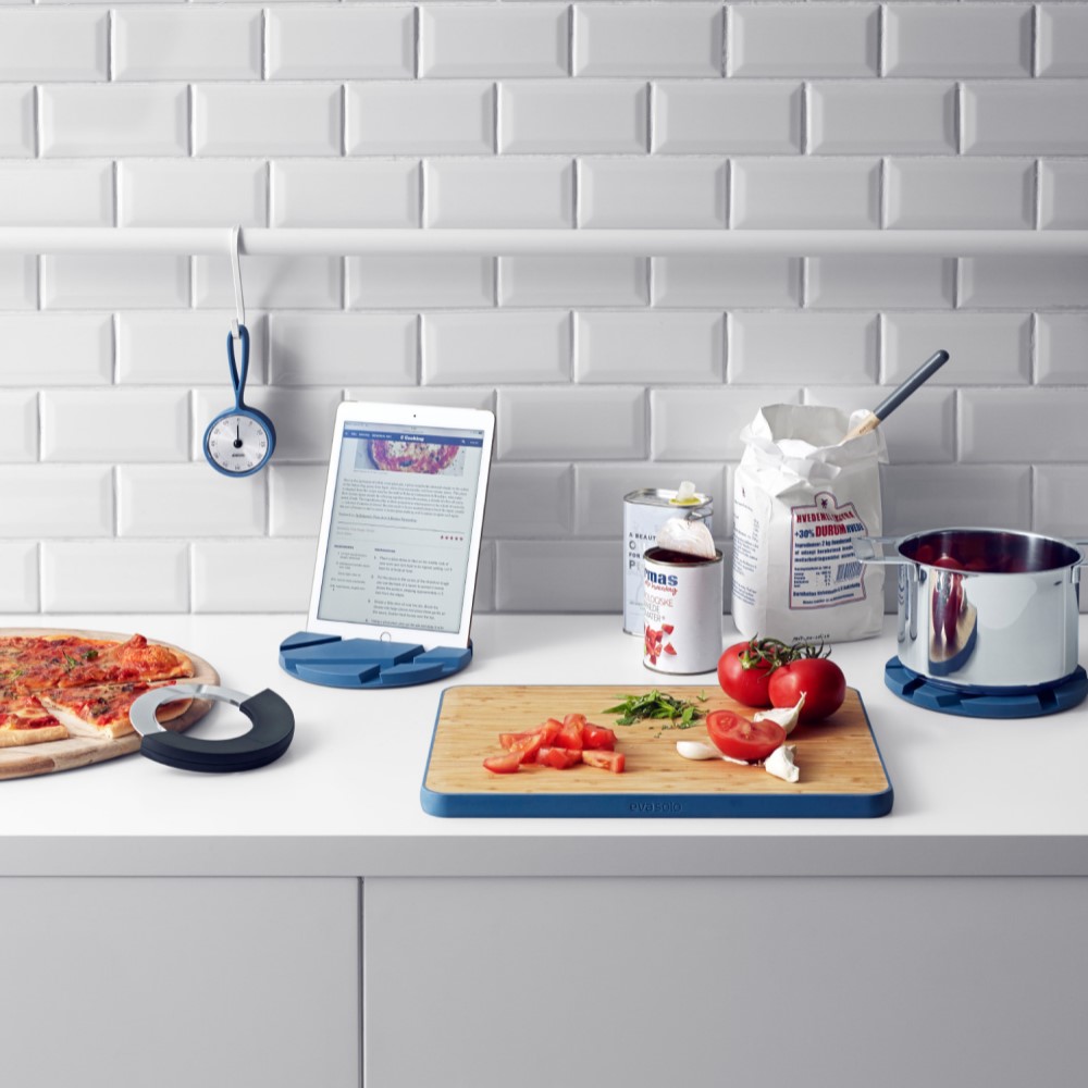 Untersetzer und Tablethalter 2in1, grau, Eva Solo