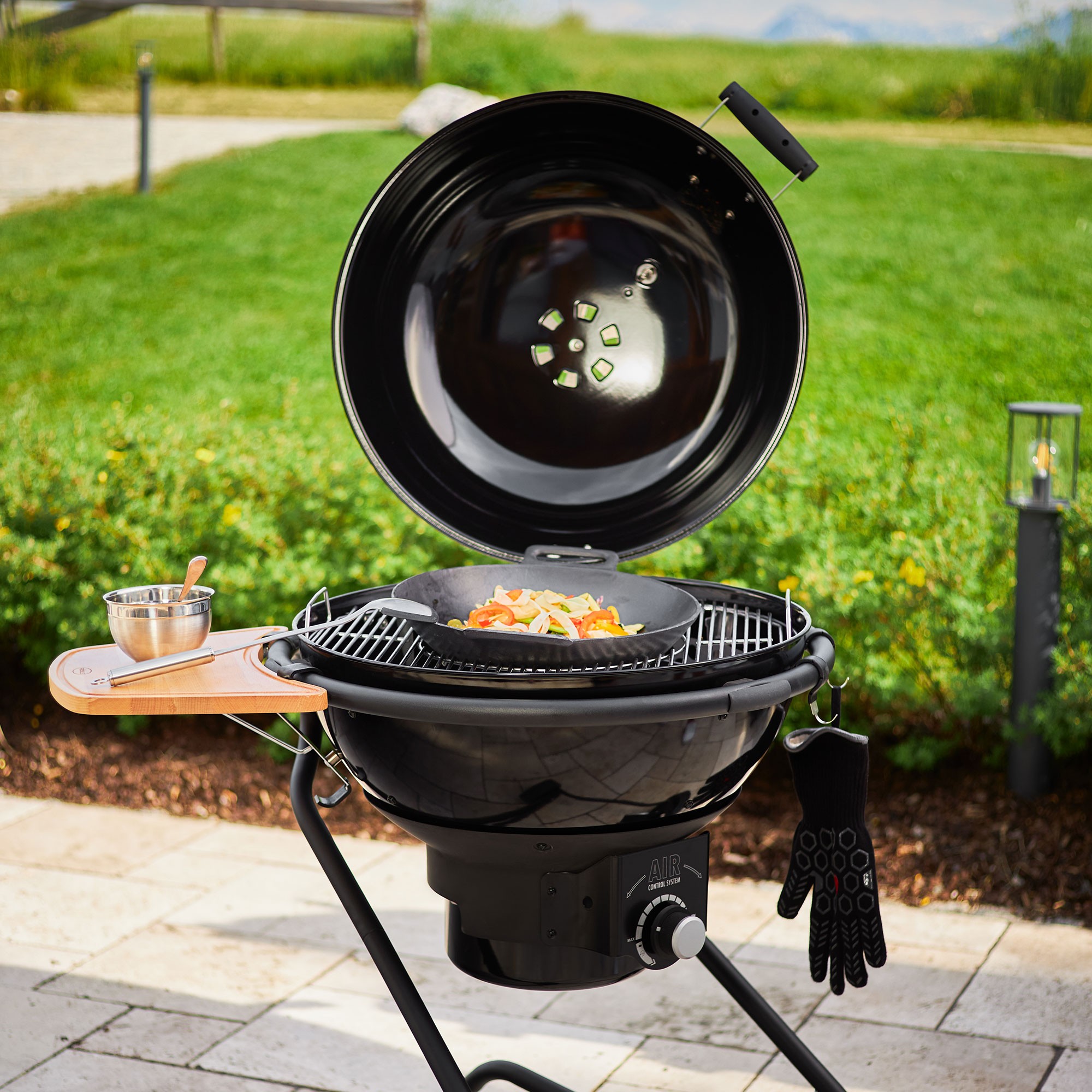 Holzkohlegrill Kugelgrill Nr.1 Air F60, schwarz, Rösle