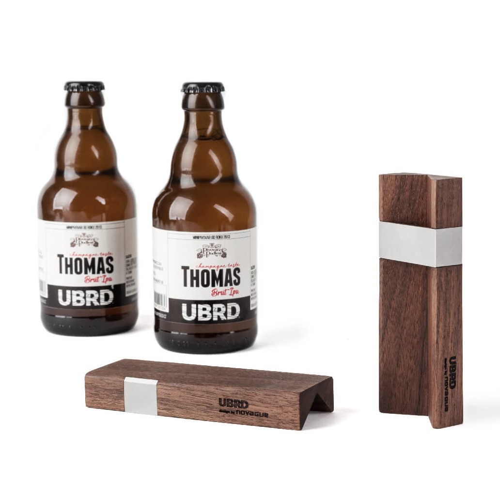 Flaschenöffner VOTVÍRÁK, Eiche, Stahl matt, UBRD
